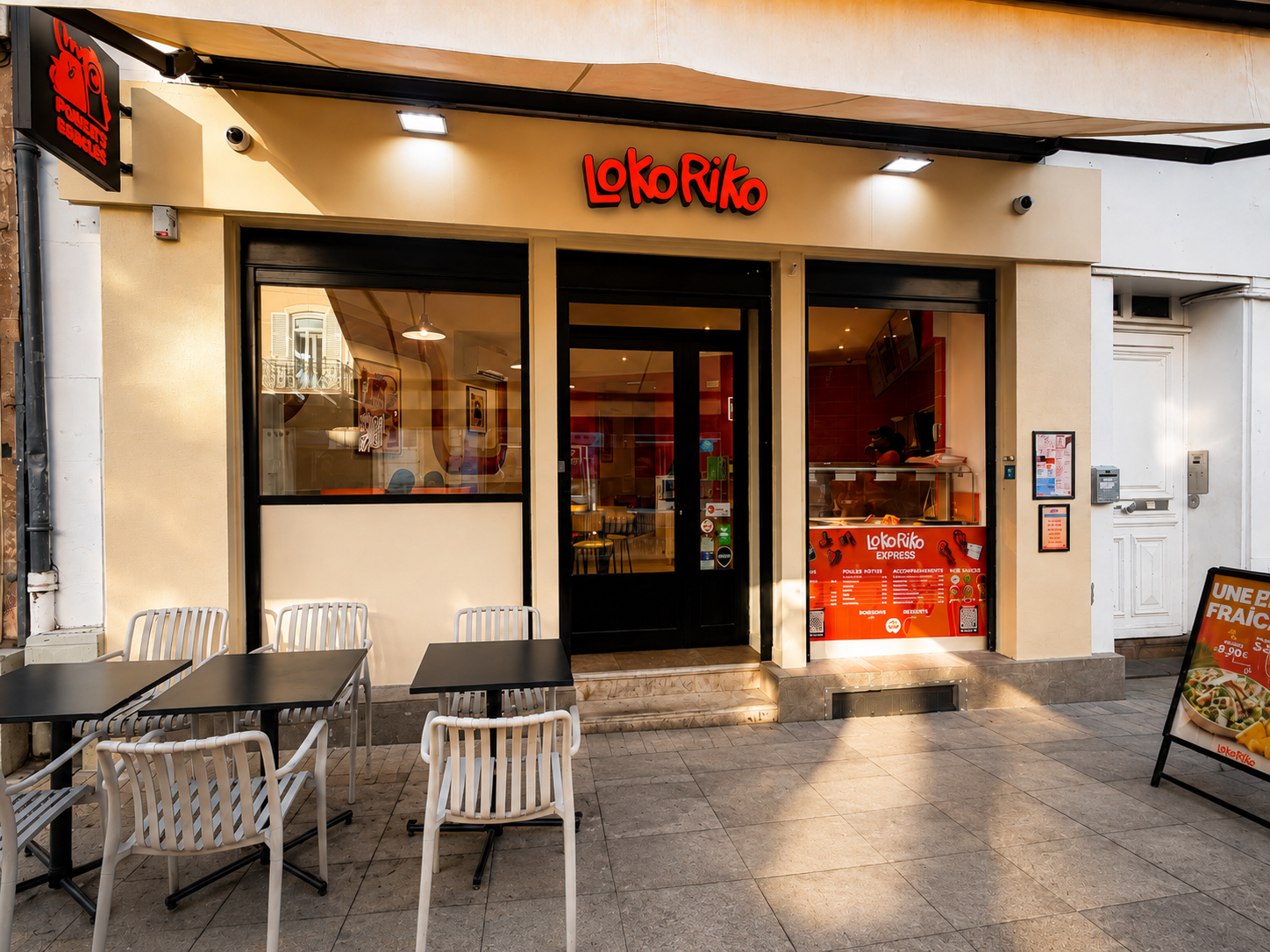 Salle du restaurant Loko Riko Le Mans